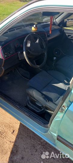 Volkswagen Golf 1.8 МТ, 1992, 166 380 км