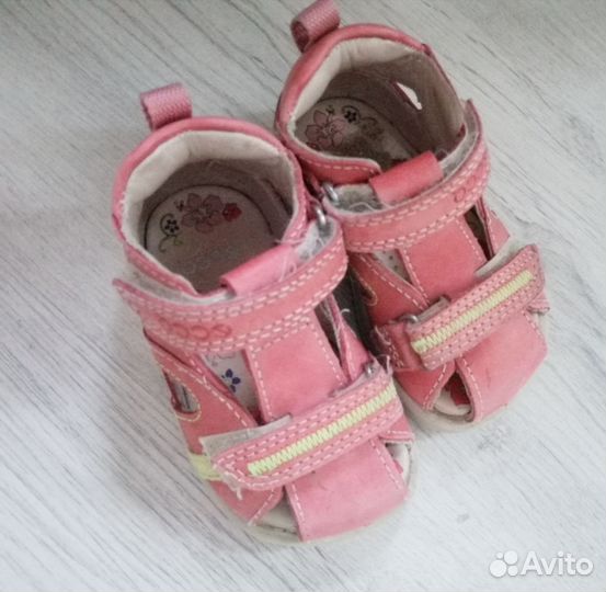Сандалии для девочки Ecco
