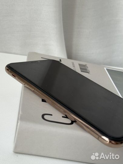 iPhone Xs, 64 ГБ