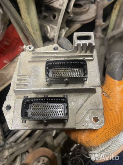 Opel Astra H Блок управления двигателем