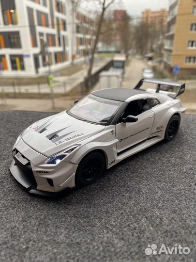 Машинка детская Nissan GT-R R35