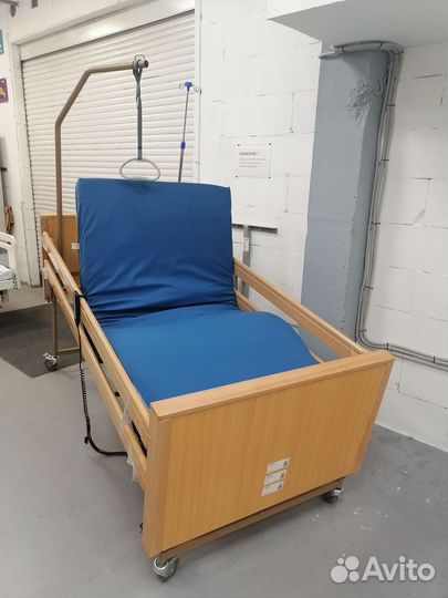 Широкая медицинская кровать (120 см) largo