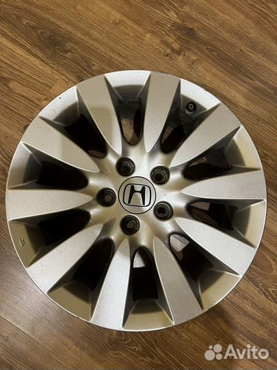 Литые диски R17 5x114.3 Honda оригинал