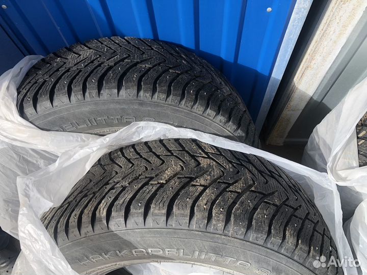 Nokian Tyres Hakkapeliitta 8 SUV 265/65 R17 116T