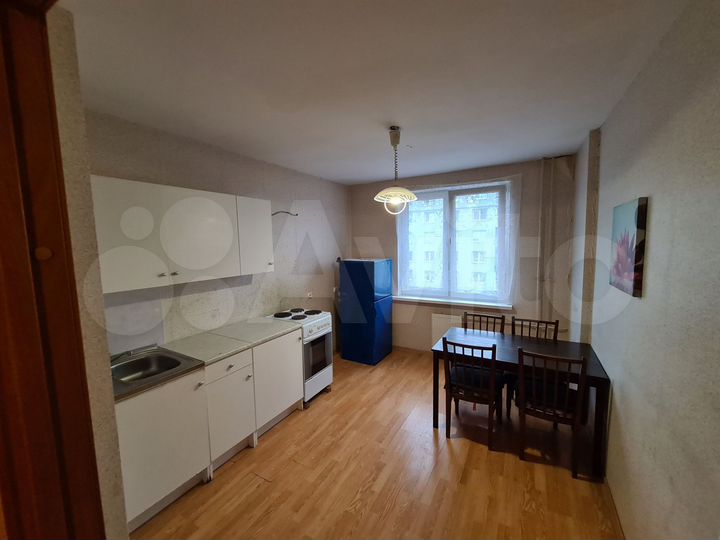 3-к. квартира, 80 м², 6/9 эт.