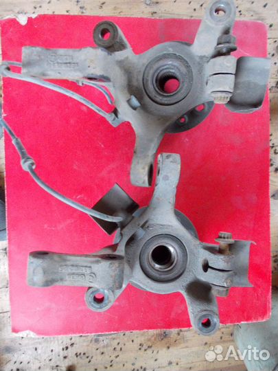 Цапфа на мерседес vito 638. 2,3 т д