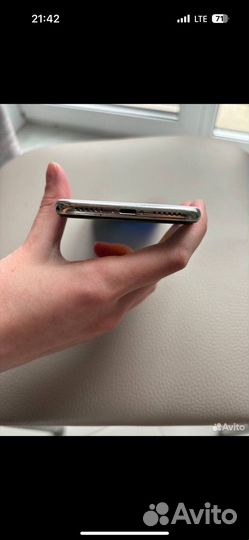 iPhone X, 64 ГБ