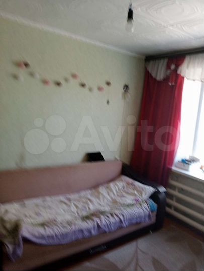 Комната 28 м² в 2-к., 2/5 эт.