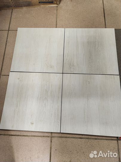 Керамическая плитка светлый дерево напольная