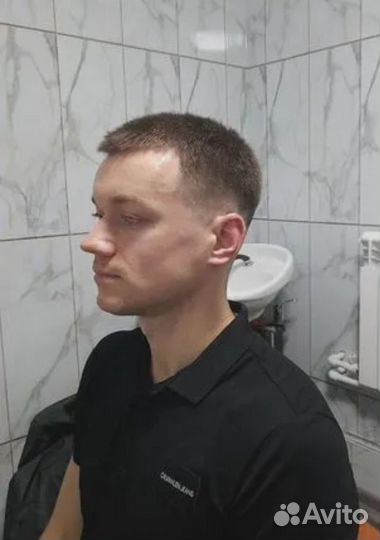 Мужской парикмахер (барбер)
