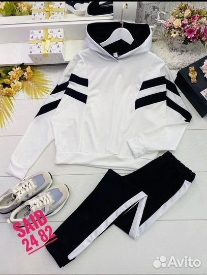 Спортивный костюм женский46 48
