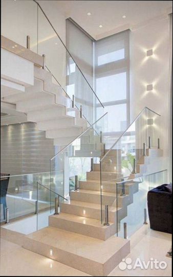 Стеклянные перила для лестниц