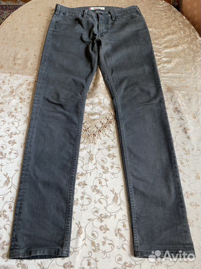 Джинсы Levis 519 Slim W31 L34