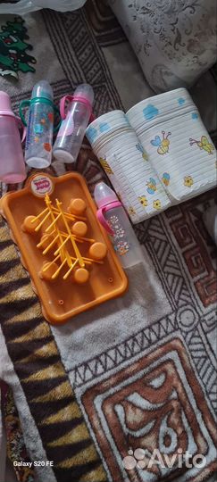 Бутылки, термос, и сушилка для бутылочек