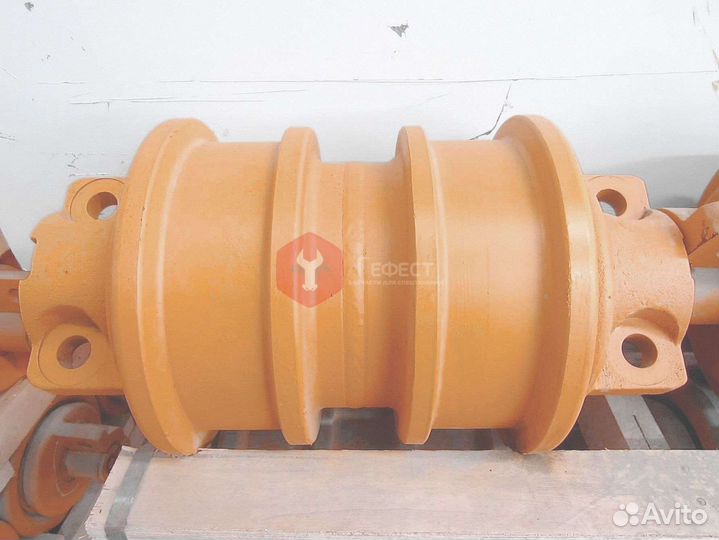 Каток опорный VOE14501642