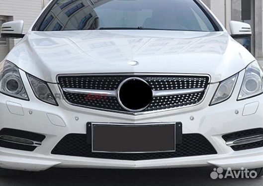 Решетка радиатора E Coupe C207 2014-2016 Diamind