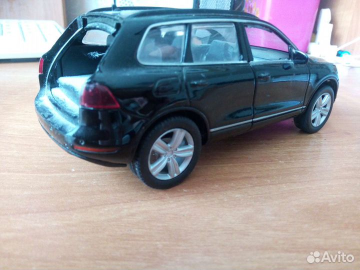 Автомодель 1/32