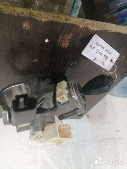 Замок зажигания wish