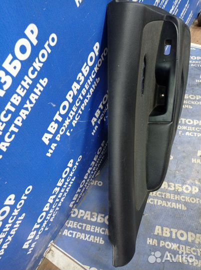 Задняя левая обшивка двери Hyundai Elantra Hd