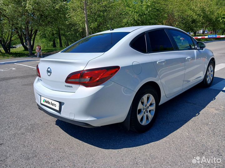 Opel Astra 1.4 AT, 2014, 182 000 км