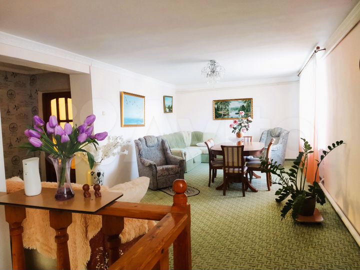 Дом 227,2 м² на участке 6,7 сот.