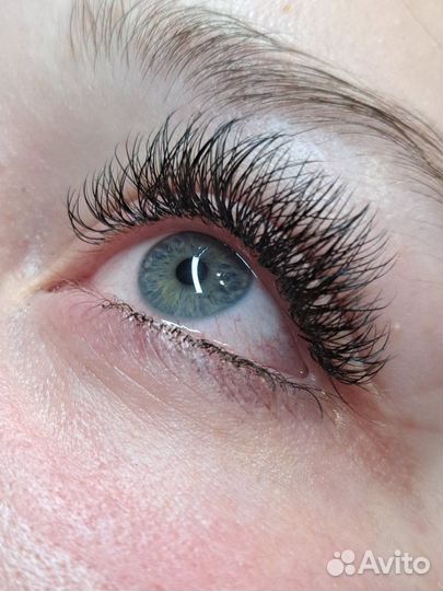 Наращивание ресниц на дому