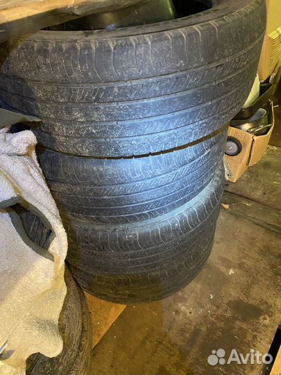 Michelin Latitude Tour HP 235/55 R17 99W