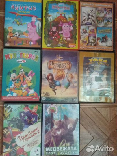 Диски для видео музыка/фильмы/мультики 70шт