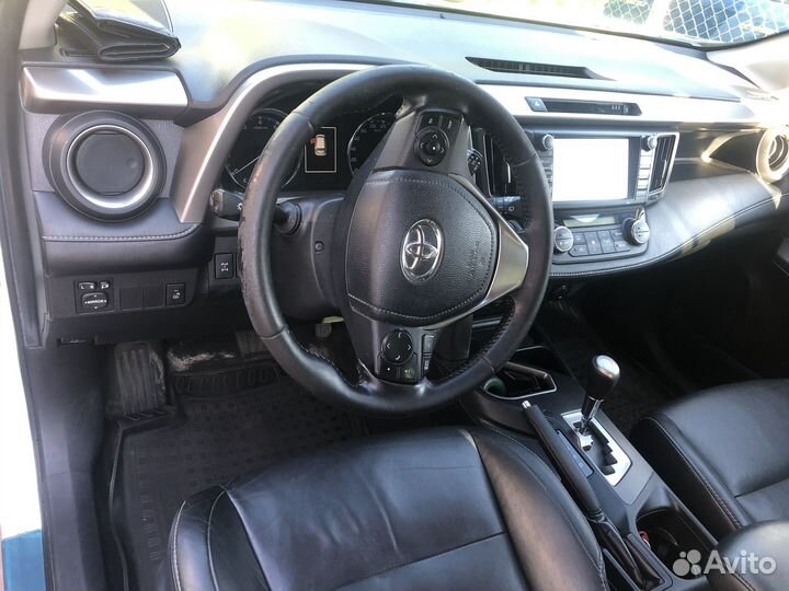 Toyota RAV4 2.0 CVT, 2017, 120 000 км