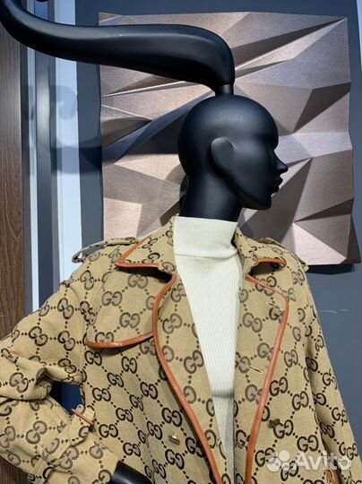 Пальто женское gucci