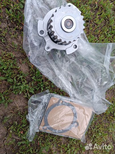 Новая помпа калина, гранта, Веста 1,6