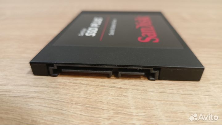 SanDisk SSD plus 240GB