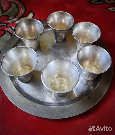 Стопки мельхиор СССР на подносе