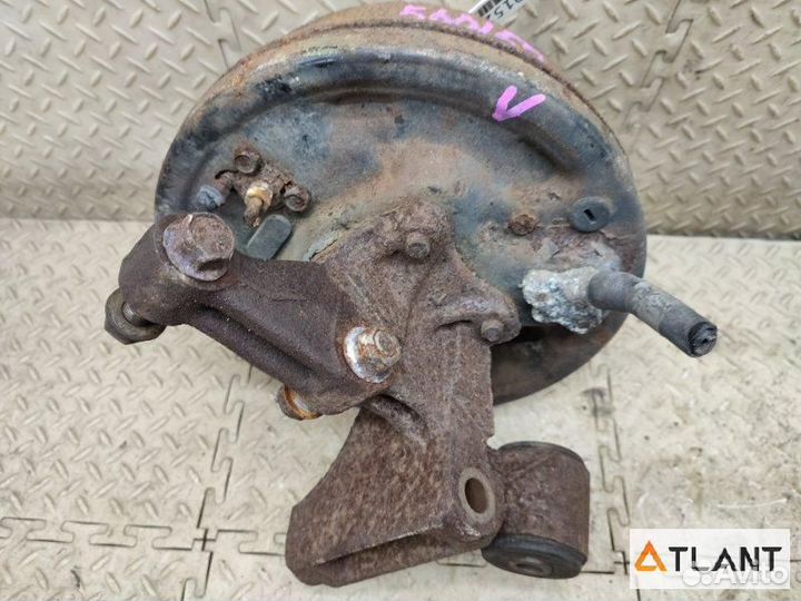 Ступица задняя левая toyota corolla