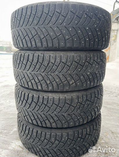Michelin X-Ice North 4 205/55 R16