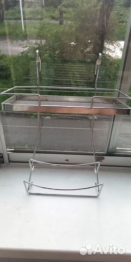 Навесная полка для ванны