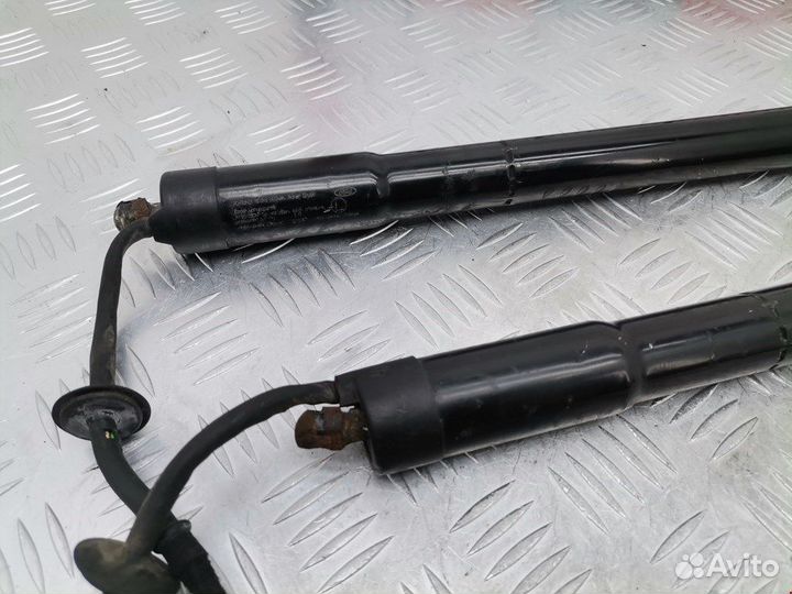 Амортизатор крышки багажника Ford C-MAX/Grand C-MAX