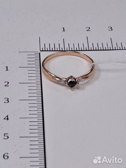 Золотое кольцо с сапфиром и бриллиантами 18,5разм