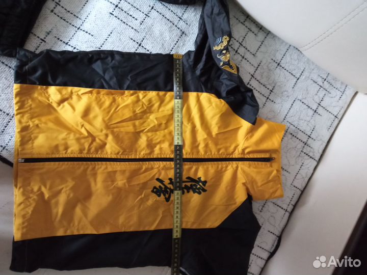 Костюм спортивный