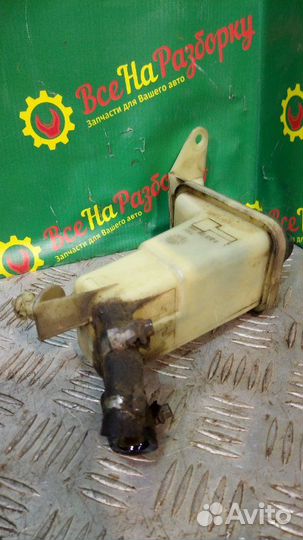 Бачок гидроусилителя руля Volkswagen Passat B5