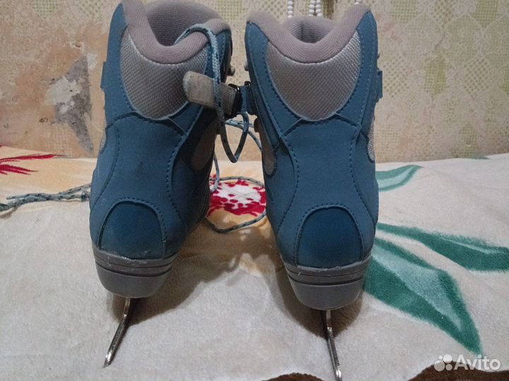 Коньки фигурные, утепленные39 размер