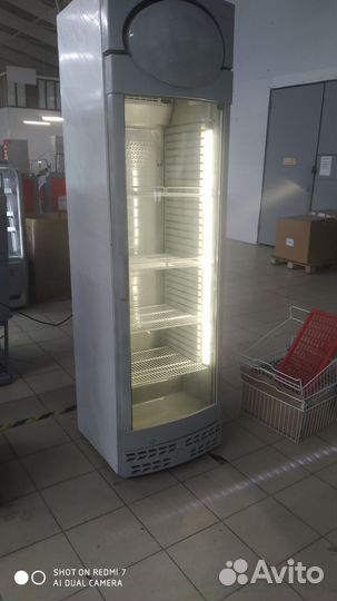 Холодильный шкаф б/у
