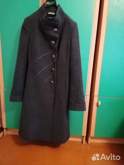Пальто демисезонное