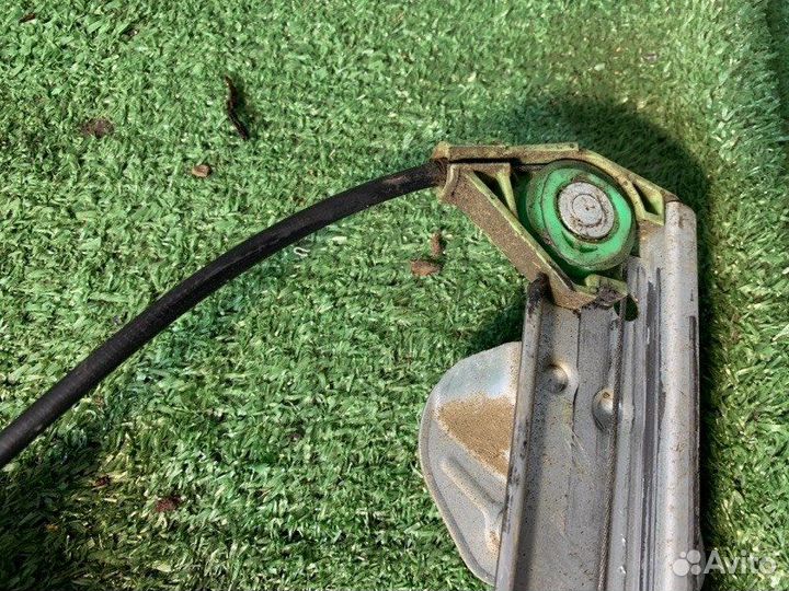 Электростеклоподъемник передний левый LADA Kalina