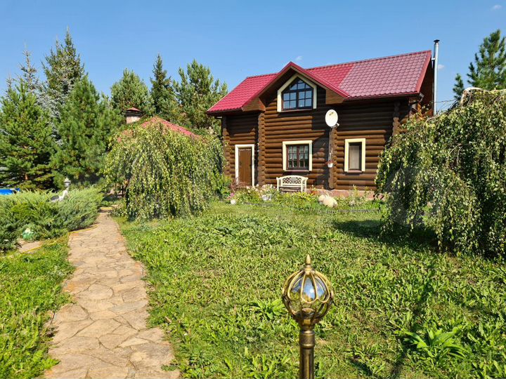 Коттедж 100 м² на участке 10 сот.