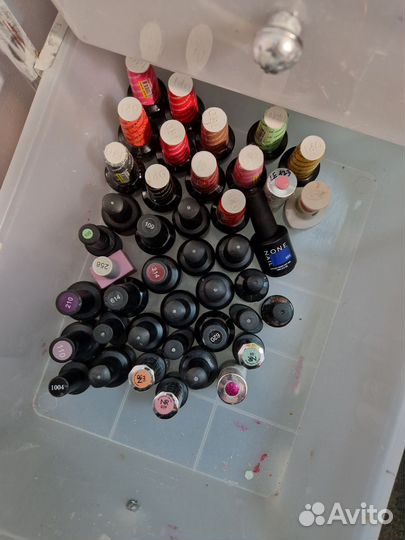 Стол маникюрный,тумба,гель-лак