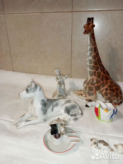 Фарфоровые статуэтки