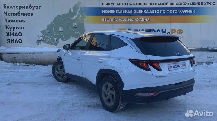 Моторчик стеклоподъемника передний левый Hyundai Tucson 82450N9000