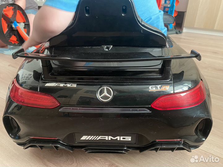 Электромобиль mercedes benz AMG