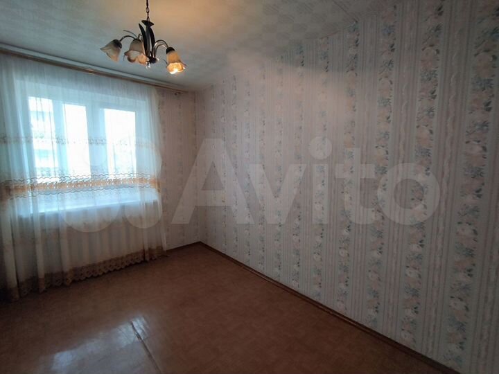 2-к. квартира, 56 м², 3/10 эт.